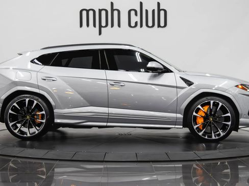 Used 2020 Lamborghini Urus image 7