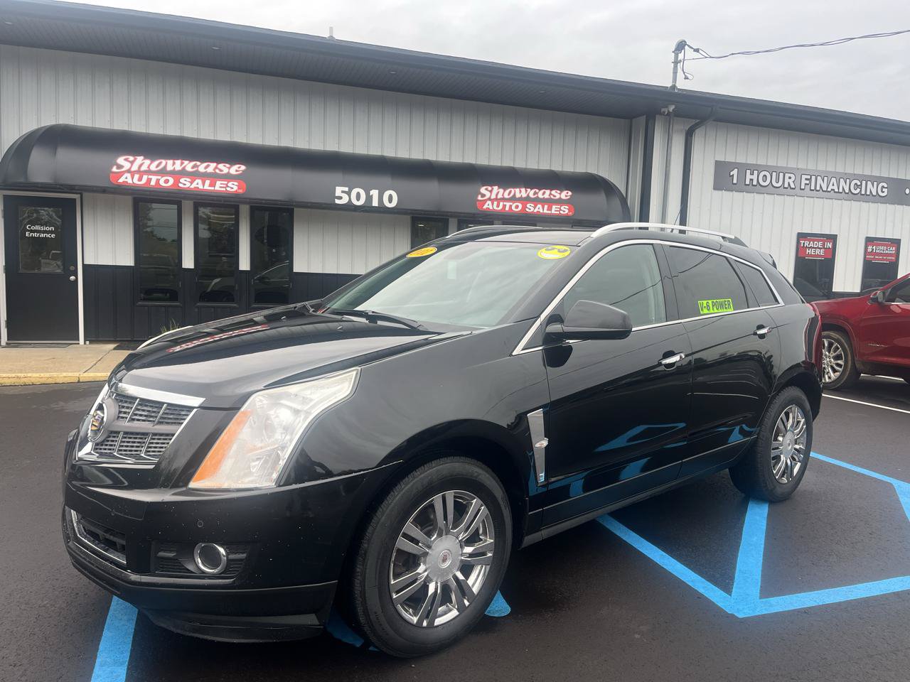 Used 2011 Cadillac SRX Luxury FWD image 1