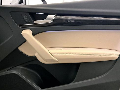 Used 2019 Audi Q5 2.0T Premium Plus w/ Premium Plus Package image 23