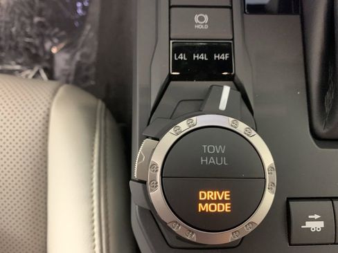 Used 2026 Toyota Tacoma Limited image 26