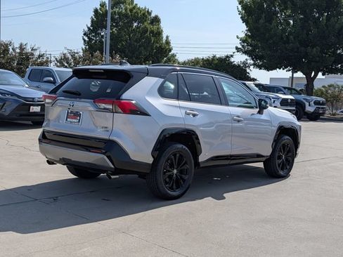 Used 2023 Toyota RAV4 XSE AWD/4WD image 6