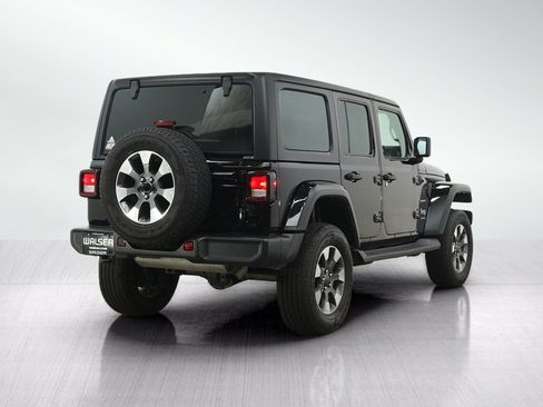 Used 2023 Jeep Wrangler Unlimited Sahara AWD/4WD image 7