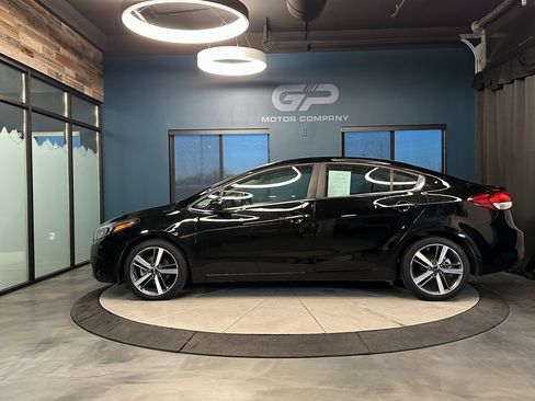Used 2017 Kia Forte EX w/ EX Premium Plus Package image 6
