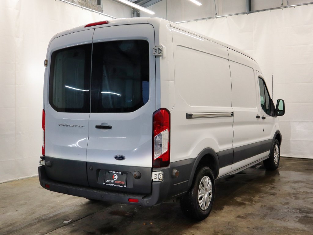 Used 2015 Ford Transit 250 148 Medium Roof RWD image 6