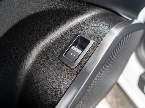 Used 2023 Audi Q5 2.0T Premium w/ Convenience Package image 19