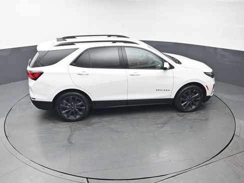 Used 2022 Chevrolet Equinox RS w/ LPO, Cargo Package AWD/4WD image 41