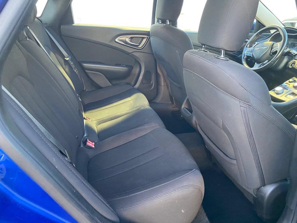 Used 2015 Chrysler 200 Limited w/ Convenience Group FWD image 12