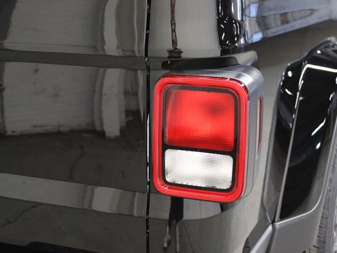 New 2026 Jeep Gladiator Sport image 34