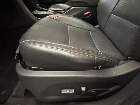 Used 2014 Hyundai Santa Fe Sport 2.0T w/ Technology Package 05 image 7