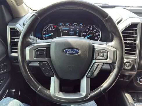 Used 2018 Ford Expedition Platinum image 10