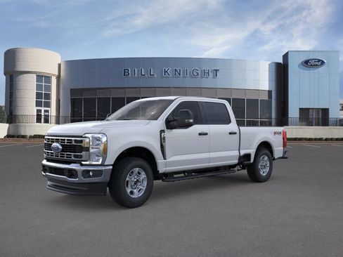 New 2026 Ford F250 XLT w/ FX4 Off-Road Package AWD/4WD image 24