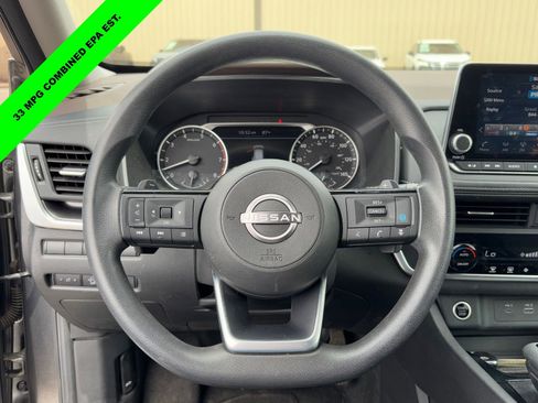 Certified 2023 Nissan Rogue SV image 18