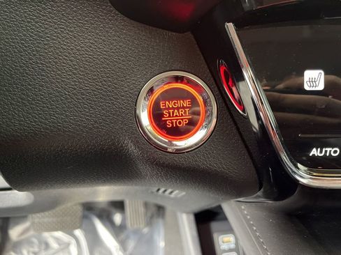 Used 2020 Honda HR-V Touring image 34