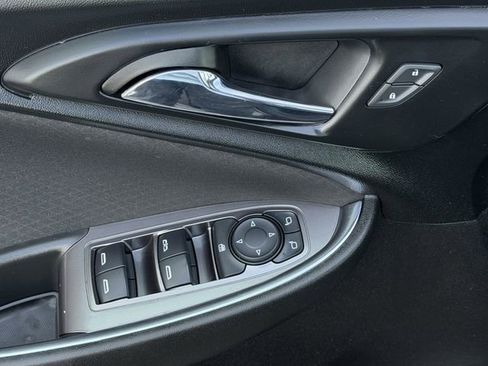 Used 2021 Chevrolet Malibu LT image 23
