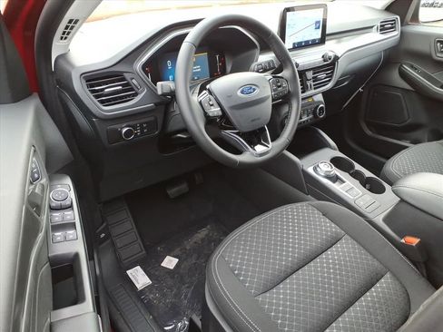 New 2026 Ford Escape Active w/ Cold Weather Package image 7