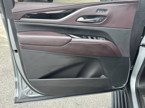 Certified 2024 Cadillac Escalade Sport Platinum w/ LPO, ONYX Package AWD/4WD image 10