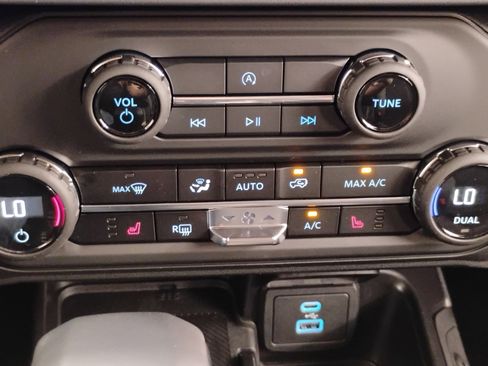 New 2025 Ford Bronco Big Bend image 35