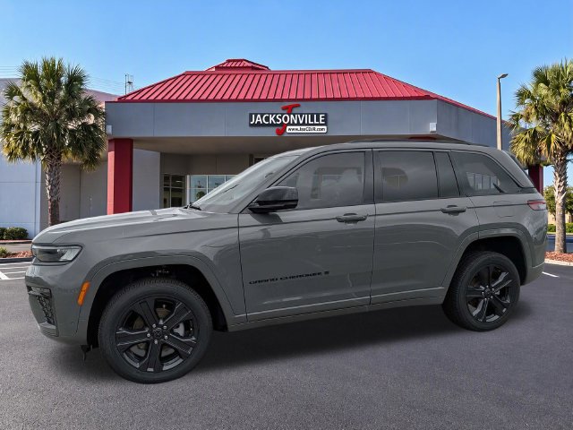 New 2027 Jeep Grand Cherokee Limited w/ Limited Altitude Package AWD/4WD image 13