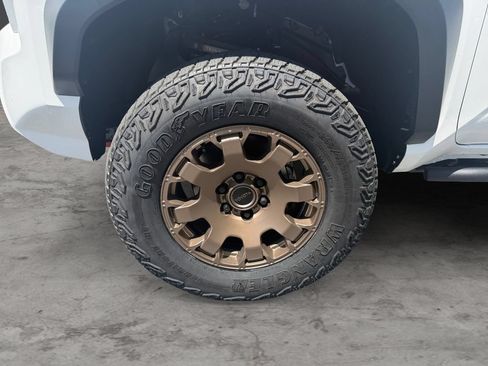 New 2026 Toyota Tacoma 4x4 Double Cab Hybrid image 10