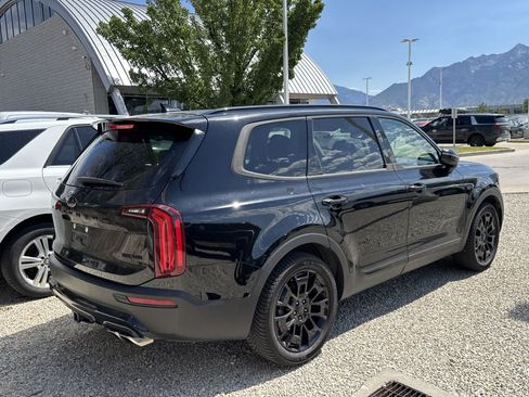 Used 2021 Kia Telluride EX w/ EX Premium Package AWD/4WD image 5