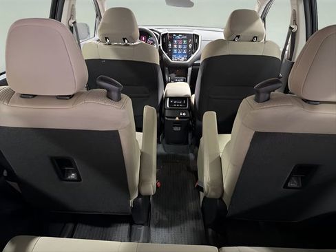 Used 2025 Subaru Ascent Premium image 35