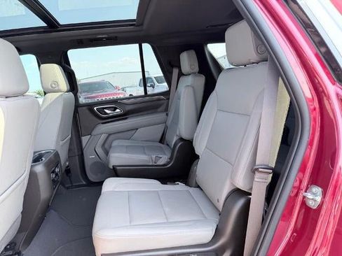 Used 2023 Chevrolet Tahoe LT w/ Luxury Package RWD image 16