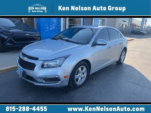 Used 2016 Chevrolet Cruze LT image 1
