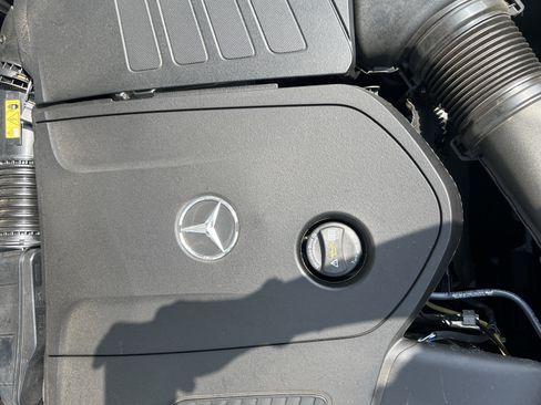 Certified 2025 Mercedes-Benz C 300 Sedan image 36