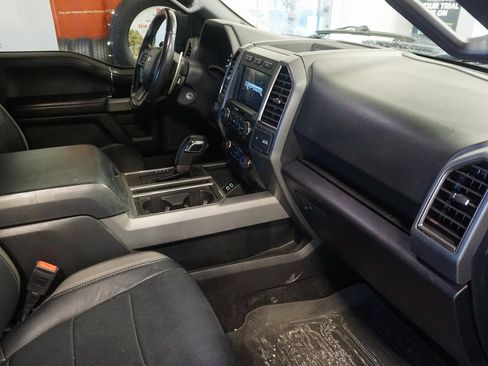 Used 2018 Ford F150 Raptor w/ Equipment Group 801A Mid image 22