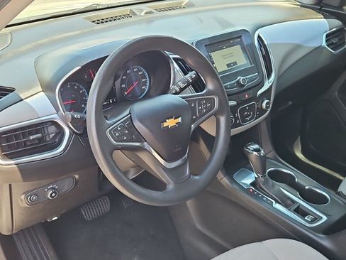 Certified 2018 Chevrolet Equinox LT FWD image 13