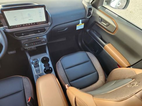 New 2025 Ford Bronco Sport Outer Banks image 12