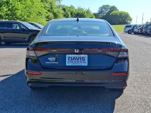 Used 2023 Honda Accord LX image 5