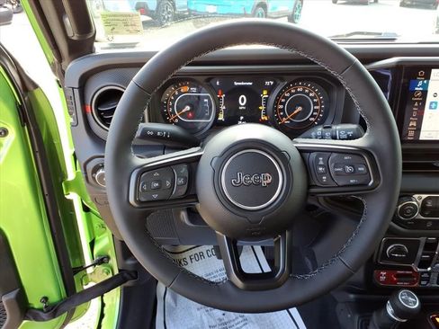 New 2025 Jeep Wrangler Unlimited Rubicon w/ Technology Group image 11