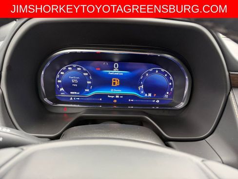 Used 2024 Chevrolet Tahoe Premier image 16