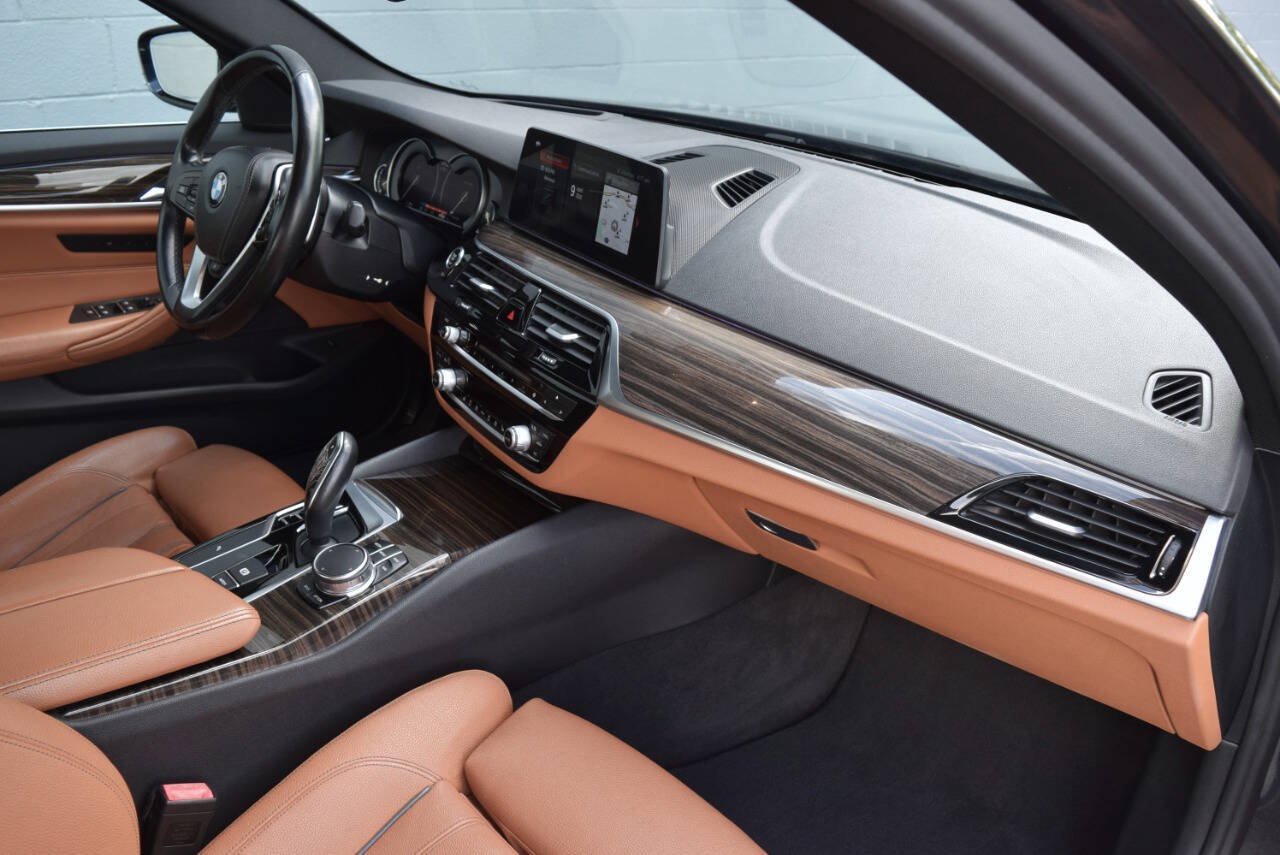 Used 2017 BMW 530i xDrive AWD/4WD image 43
