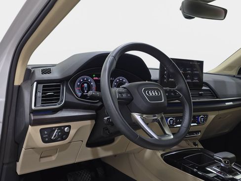 Used 2023 Audi Q5 2.0T Prestige w/ Prestige Package AWD/4WD image 19