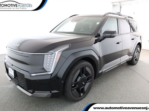 Used 2025 Kia EV9 GT-Line image 1