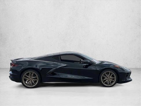 Used 2025 Chevrolet Corvette Stingray Preferred Cpe w/ 2LT RWD image 4