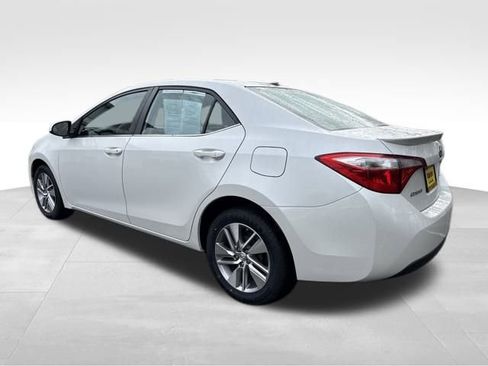 Used 2016 Toyota Corolla LE image 6