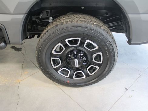 New 2026 Ford F350 Platinum image 58