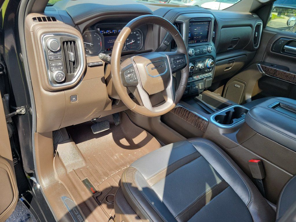 Used 2019 GMC Sierra 1500 Denali w/ Denali Ultimate Package AWD/4WD image 19