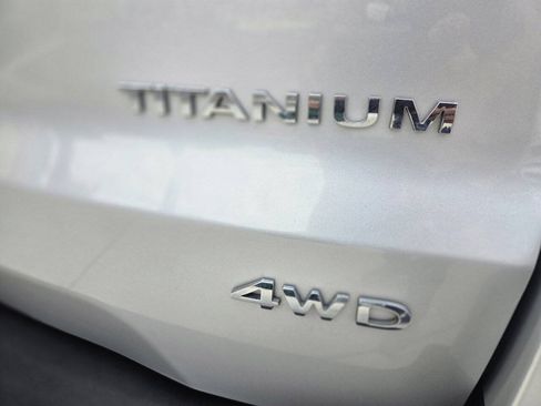 Used 2019 Ford EcoSport Titanium AWD/4WD image 9