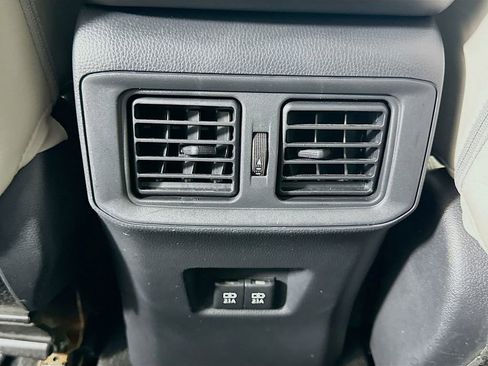 Certified 2019 Toyota RAV4 XLE Premium FWD image 25