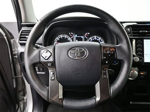 Used 2022 Toyota 4Runner TRD Off-Road image 7