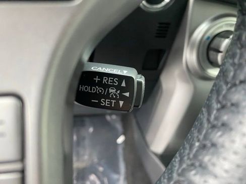 Used 2021 Toyota 4Runner Limited image 22