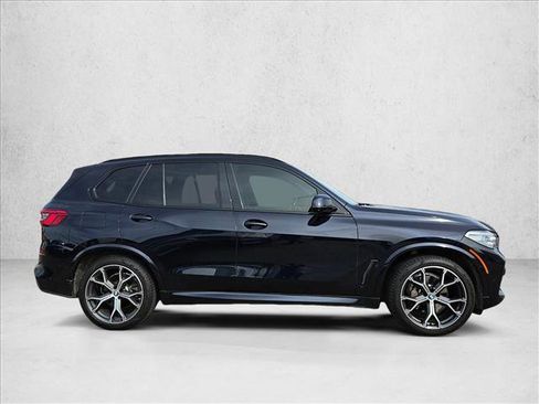 Used 2019 BMW X5 xDrive40i w/ M Sport Package image 4