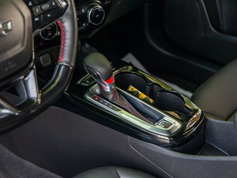 Used 2025 Chevrolet Trax RS image 14