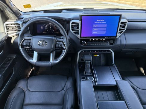 Used 2024 Toyota Sequoia Platinum image 24