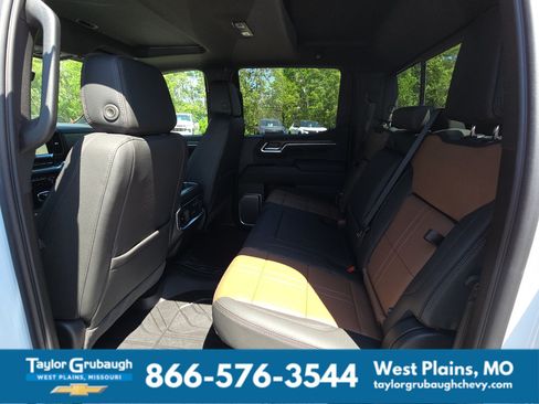 New 2026 Chevrolet Silverado 1500 High Country w/ Technology Package AWD/4WD image 31