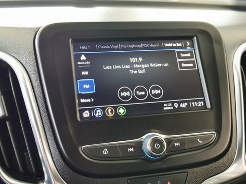 Used 2023 Chevrolet Equinox LT image 19